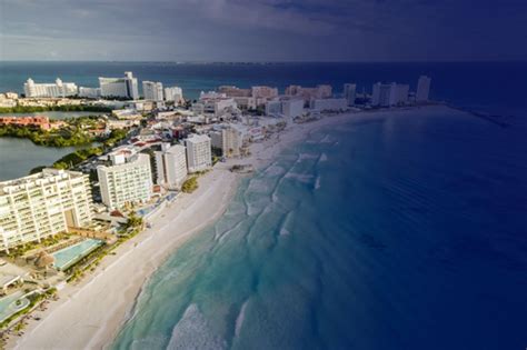 Cancun Airport Transportation to Royal Solaris Cancun.
